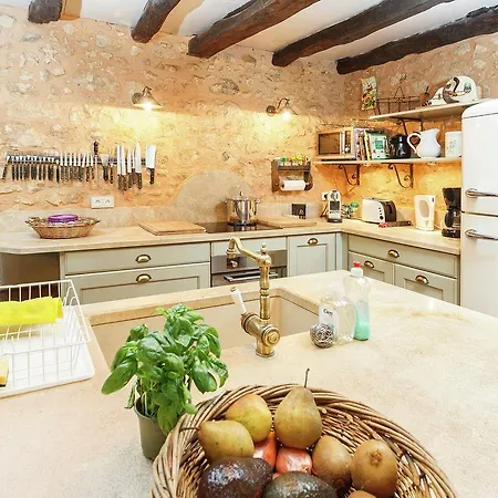 Quaint Holiday In Saint-cirq-madelon With Pool Ferienhaus *