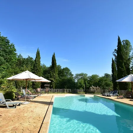 Quaint Holiday In Saint-cirq-madelon With Pool Milhac