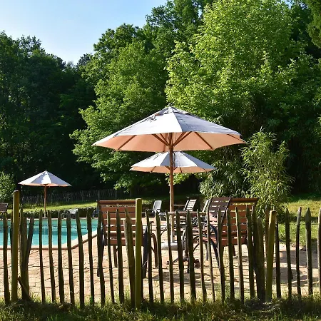 Ferienhaus Quaint Holiday In Saint-cirq-madelon With Pool Milhac